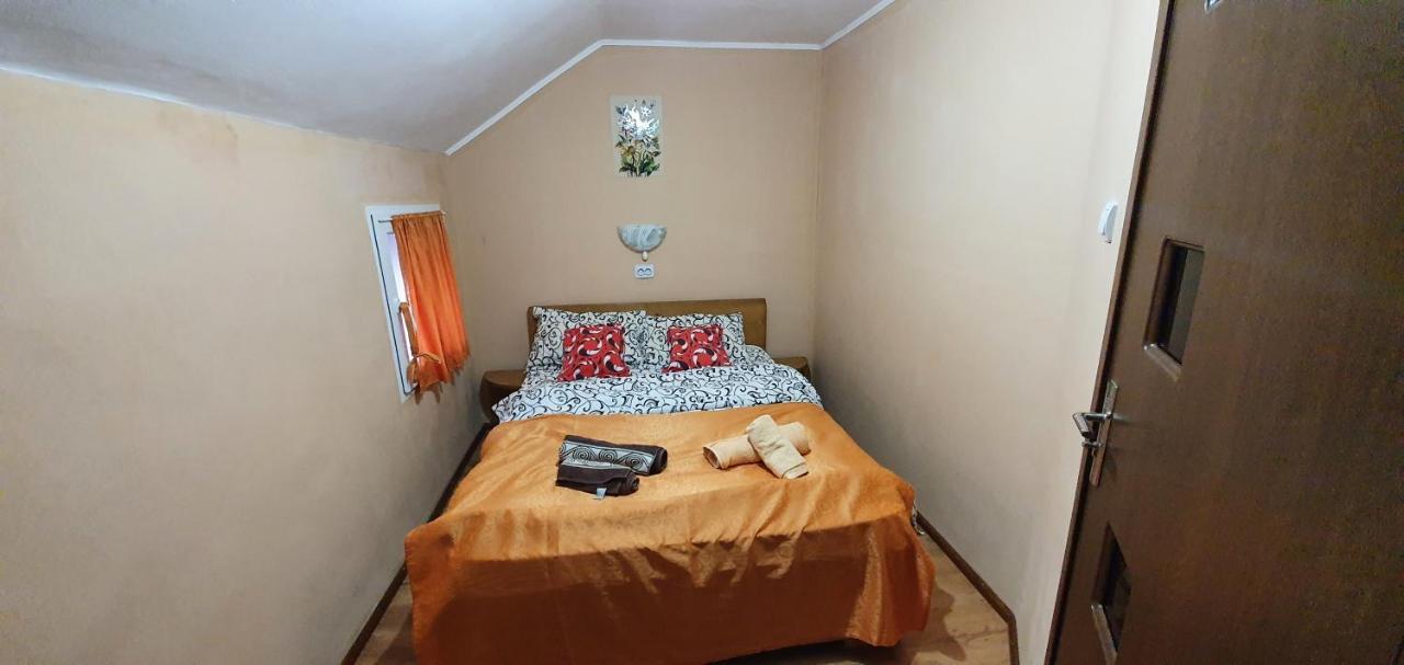 Balla House Bed & Breakfast Tărcaia Exterior photo
